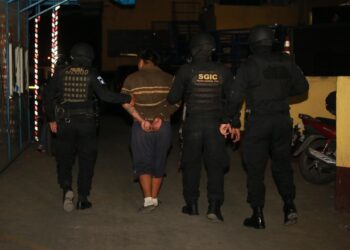 Investigadores detienen a pandillero por asesinato