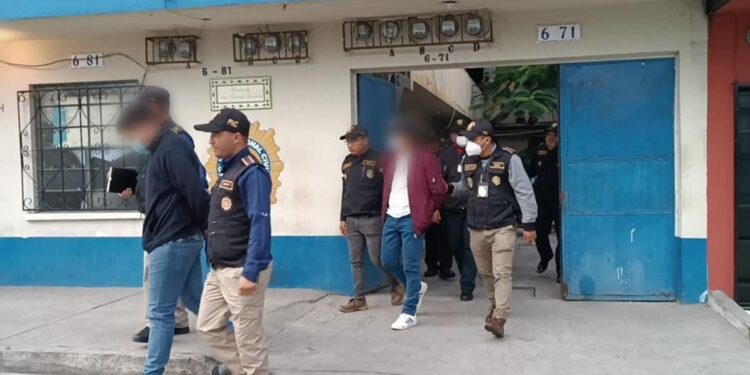 Inspectoría General da cumplimiento a órdenes de captura contra agentes policiales