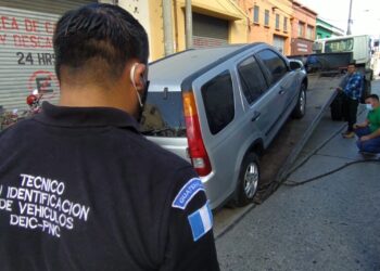 PNC cuenta con cinco sedes para realizar expertaje de vehículos