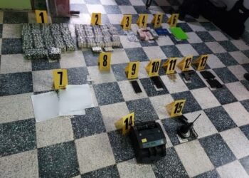 Detienen a 5 distribuidores de droga en allanamientos