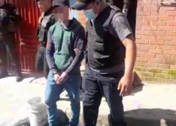 Decomisan celulares y capturan a hombre con material pornográfico infantil