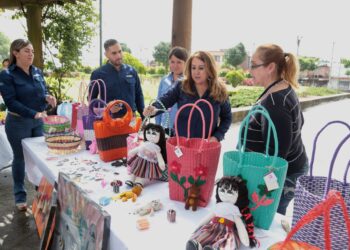 Promueven productos elaborados por privados de libertad en Feria Paseo Artesanal
