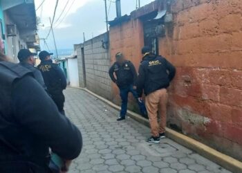 Investigadores efectúan allanamientos en varios departamentos del país