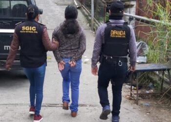 Presuntas extorsionistas detenidas en allanamientos