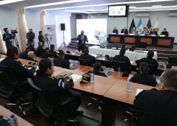 Entrega de equipo tecnológico fortalece la Estrategia de Transformación Policial