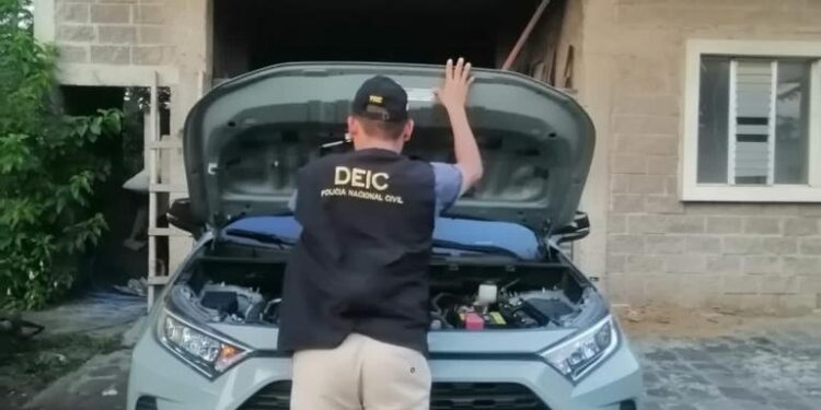 Investigadores recuperan vehículos y motocicletas en las últimas semanas