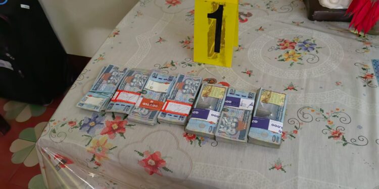 Desarticulan organización criminal vinculada al lavado de dinero