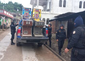 PNC decomisa más Q350 mil en máquinas traganíqueles