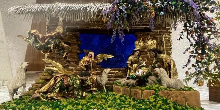 Gobierno y Eventos Católicos develan pesebre guatemalteco como obsequio a Su Santidad el Papa Francisco