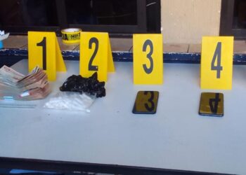 Detenidos con droga y dinero en Huehuetenango