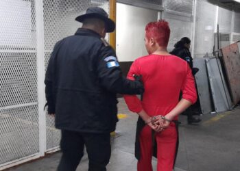 Detienen a hombre cuando conducía motocicleta con reporte de robo