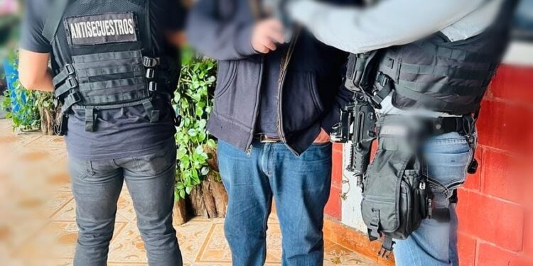 Investigadores del Comando Antisecuestros liberan a hombre plagiado