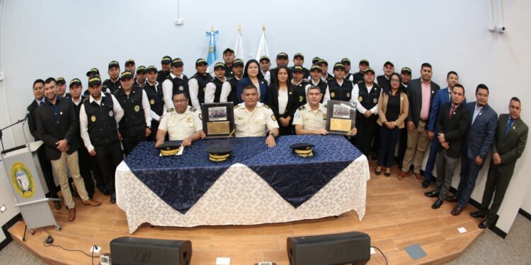 Investigadores concluyen curso Intermedio de Especialización en Información Policial