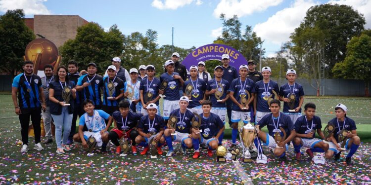 Jutiapa y Petén ganadores del Mundialito GT