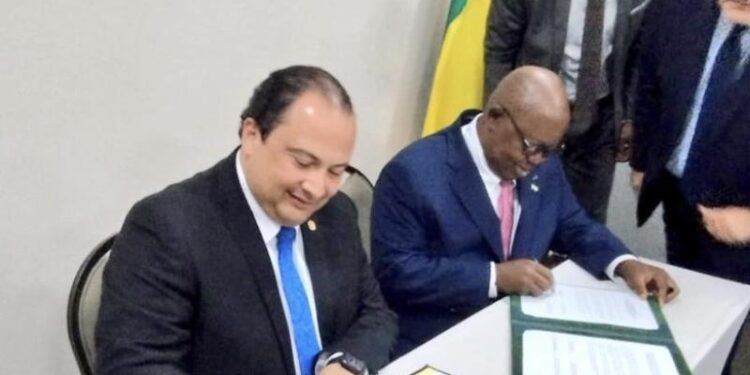 Declaración conjunta por establecimiento de relaciones diplomáticas entre Guatemala y Gabón