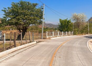 Mides realiza mejoramiento de carretera en Asunción Mita