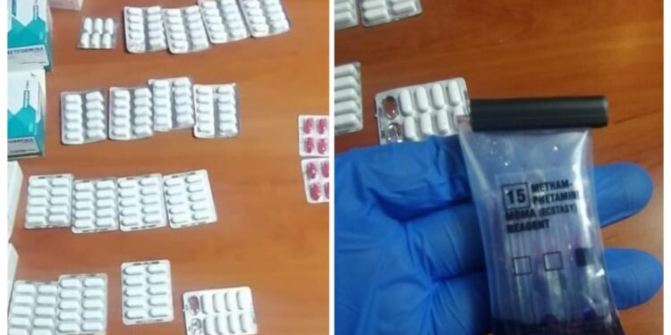 Operativo antinarcótico permite decomiso de droga en bodega de encomienda