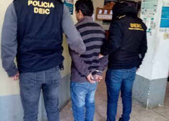 Hombre implicado en asesinato de una mujer en Chimaltenango es notificado