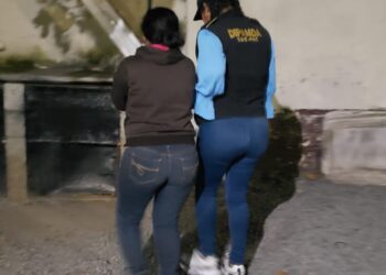 Mujer sindicada de tres delitos es detenida en zona 12