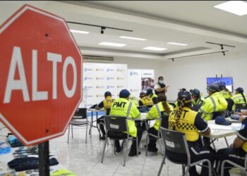 Presentan proyecto de integración operativa a policías municipales de tránsito del país
