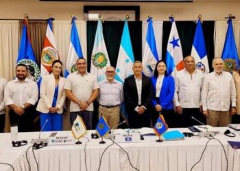 Ministros de Ambiente de Centroamérica continúan enfocados en reducir la vulnerabilidad de la región