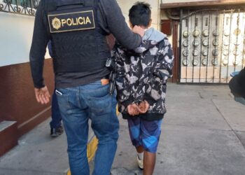 Menores son conducidos a juzgados por poseer armas de fuego y marihuana