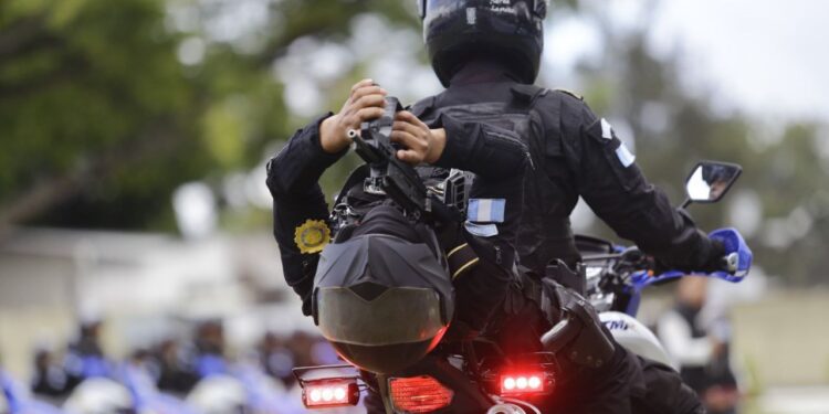 Lobos GRIL comparten técnicas y tácticas con elementos del Ejército