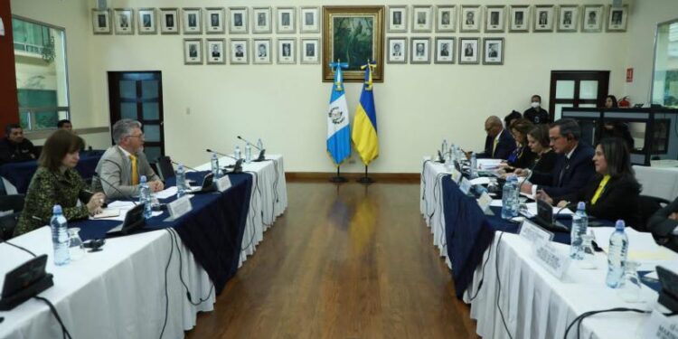 Guatemala y Ucrania celebran II Reunión de Consultas Políticas Bilaterales