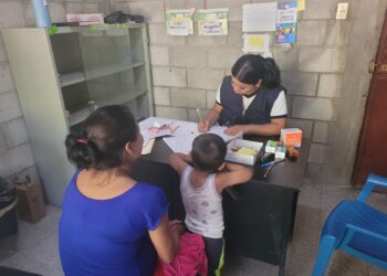 Niñez chiquimulteca recibe atención para proteger su nutrición