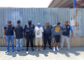 Pandilleros sorprendidos cuando recogían dinero de una extorsión