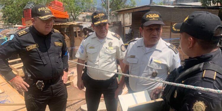 Rápida acción policial evita la muerte de un ciudadano guatemalteco