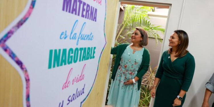 El MINTRAB, RECONOCE A SUMINISTROS & ALIMENTOS POR PROMOVER LA LACTANCIA MATERNA EN SUS INTALACIONES