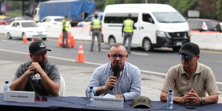 *Autoridades unifican esfuerzos para garantizar la seguridad vial en la autopista Palín-Escuintla*