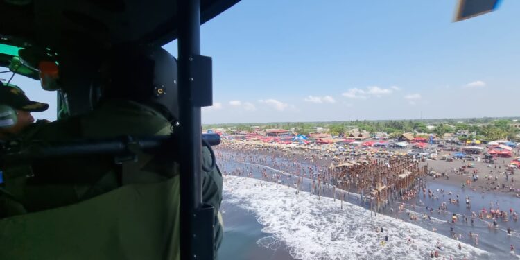 Continúan patrullajes aéreos en distintos puntos país