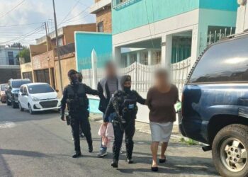 Pareja detenida por agentes de la SGAIA sindicados de lavado de dinero