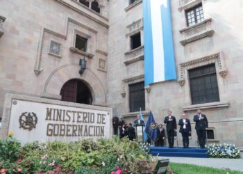Ministerio de Gobernación conmemora 184 años de servicio a la población guatemalteca