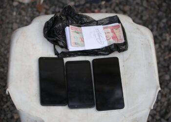 Pandillera capturada cuando recibía supuesto pago de extorsión