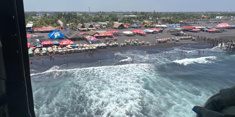 Operativos aéreos y terrestres refuerzan seguridad ciudadana en Semana Santa