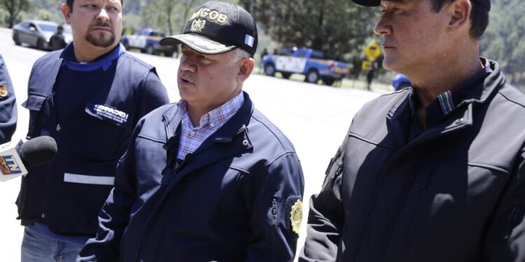 Autoridades de Gobernación promueven el diálogo con alcalde y comunitarios de Nahualá