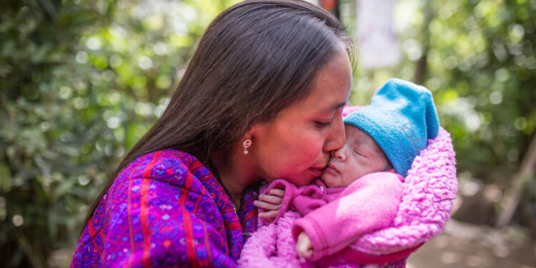 Madres, pilar de la seguridad alimentaria y nutricional en el hogar