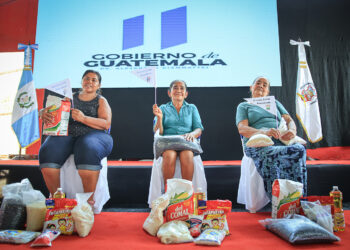 Millares de familias reciben alimentos en El Progreso