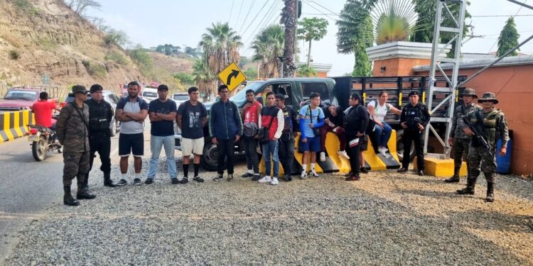 Operaciones de regulación del flujo migratorio permitieron la detención de 39 migrantes en Chiquimula en dos días.