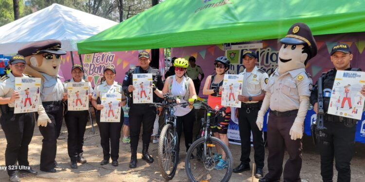 Acercamiento comunitario promueve denuncia ciudadana y prevención del delito