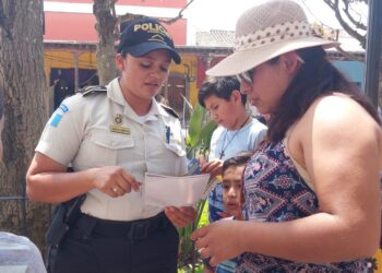 Amo ser madre y desempeñar mi labor policial