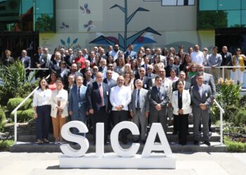 Ministros que integran el CAC discuten iniciativas para mejorar el sector agropecuario regional