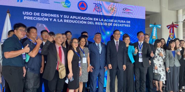 Guatemala avanza en el uso de drones como herramientas para la agricultura