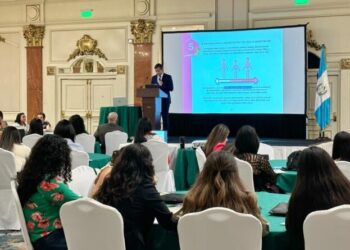 SESAN presenta actualización de la POLSAN 2022-2037 ante nutricionistas de Guatemala