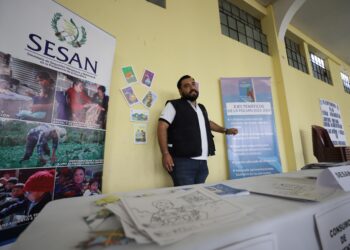 Estudiantes del EPS de la USAC agradecen a la SESAN la disponibilidad para hacer la “Feria de la Alimentación” en Santa Lucía Milpas Altas