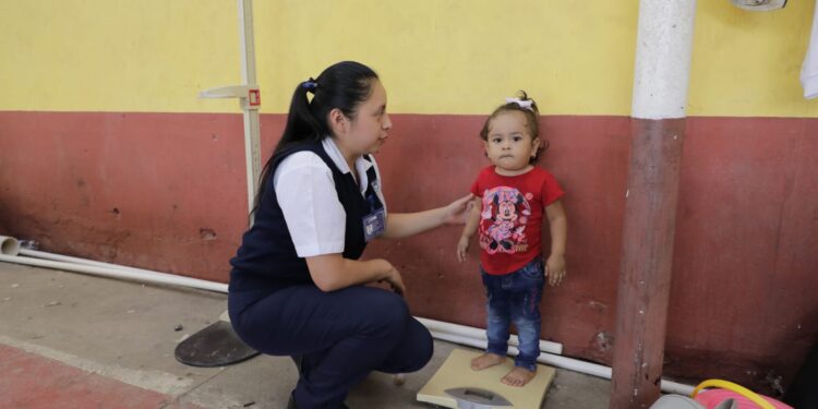 Madres de familia de Tecpán son capacitadas sobre buenas prácticas nutricionales