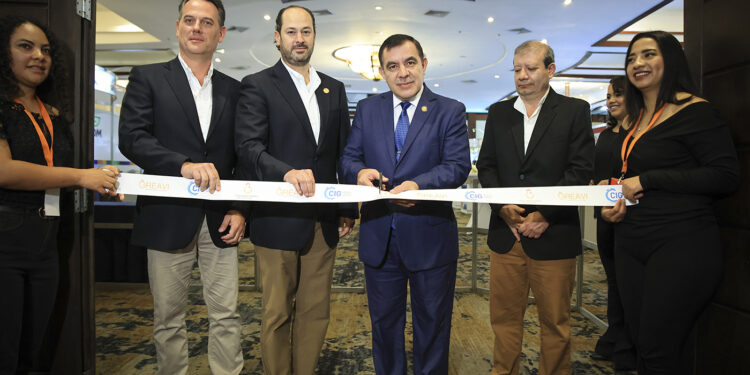 En el Día Nacional del Avicultor destacan aportes para la seguridad alimentaria